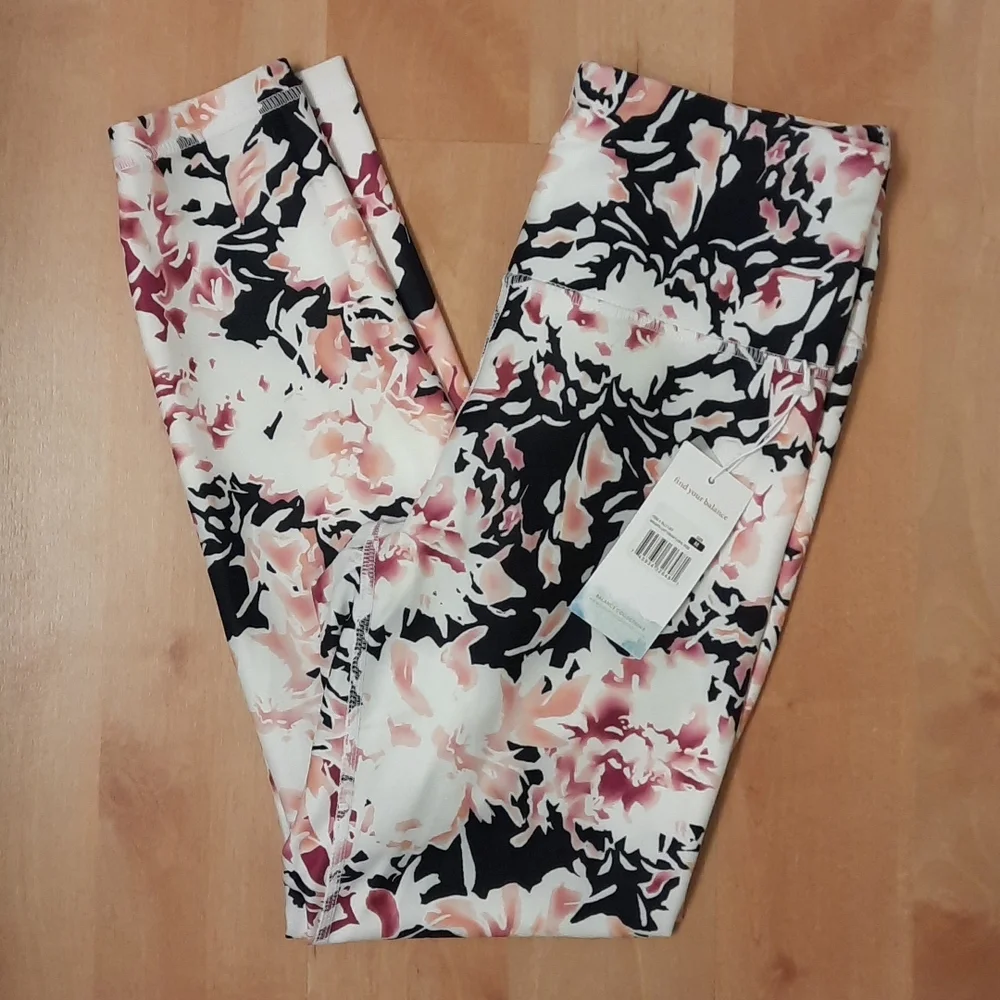 NWT, Balance Collection Magenta Lust Dream Floral Compression Leggings